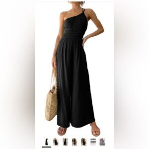 Women’s one shoulder jumpsuit with pockets!